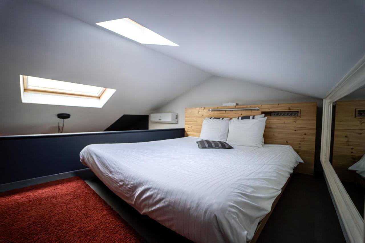 Le Lov'T - Suite Avec Jacuzzi Spontin Exterior foto