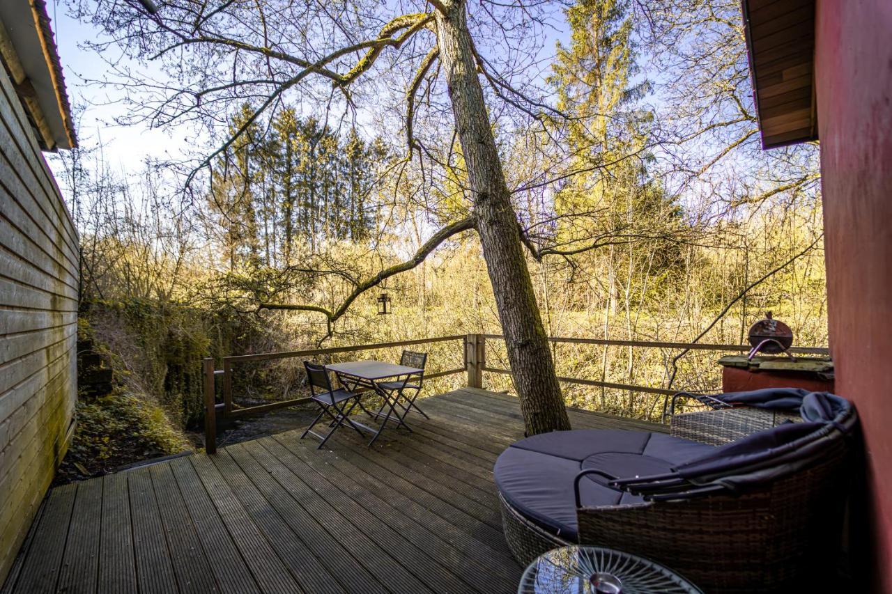 Le Lov'T - Suite Avec Jacuzzi Spontin Exterior foto